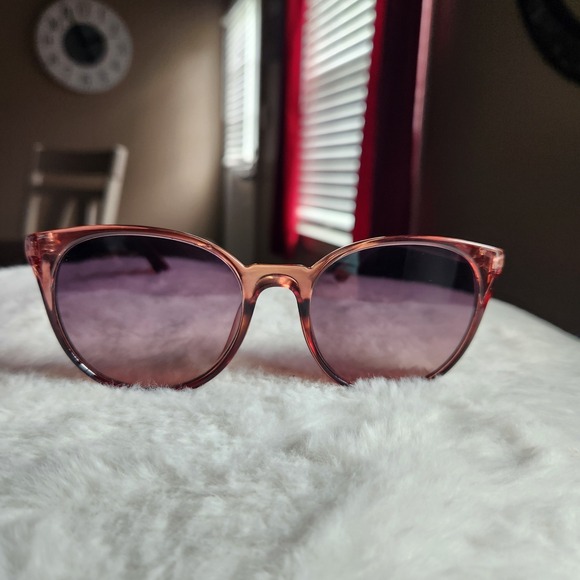 LOFT Ann Taylor Sunglasses. Transparent brownish/redish color. EUC - Picture 4 of 6